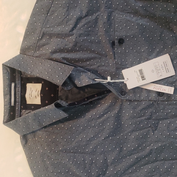 Slim fit button downπ² - Picture 2 of 4